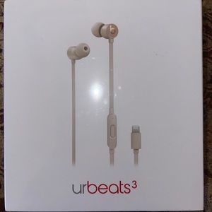 Ur beats 3 wired. Satin gold factory sealed
